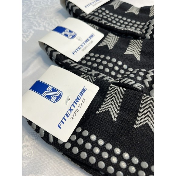 NWT ~ 3 Pairs of Women’s FitExtreme Black Gray Crew Socks Athletic - Picture 2 of 9